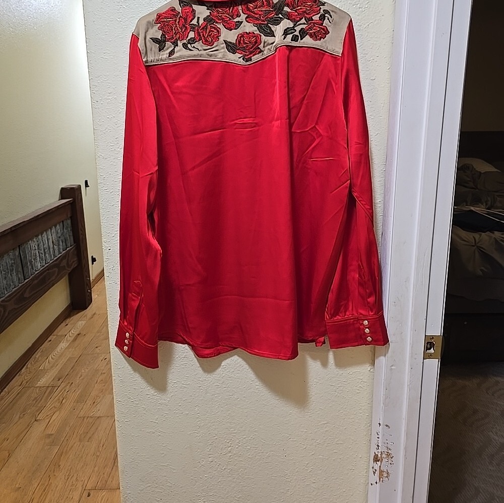 Rodeo Quincy Red Western Shirt with Rose Embroidery - Picture 5 of 6